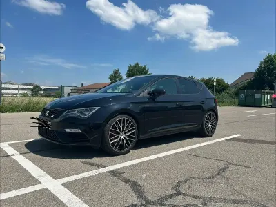 Używany Seat Leon ST CUPRA 300 KM (220 kW) 2018 Czarny Kombi