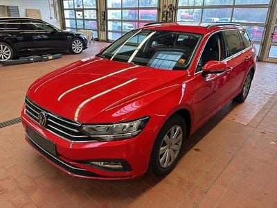 Usata VW Passat Business 122 CV (89 kW) 2023 Rosso Station wagon