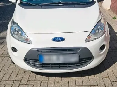 Gebraucht Ford Ka 69 PS (50 kW) 2013 Weiß Kleinwagen