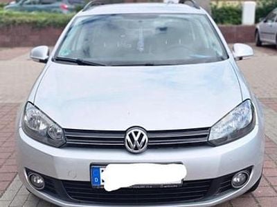 Second-hand VW Golf VII 105 CP (77 kW) 2013 Argintiu Break
