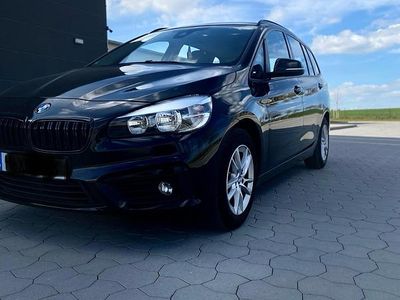 Gebraucht BMW 216 116 PS (85 kW) 2016 Schwarz Kombi