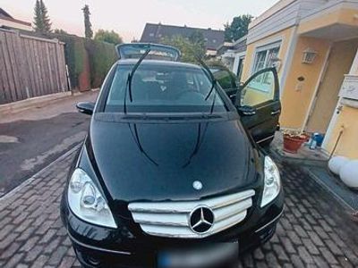 Gebraucht Mercedes 200 140 PS (102 kW) 2007 Schwarz Limousine