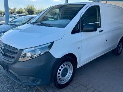 Gebraucht Mercedes Vito 163 PS (119 kW) 2019 Arktikweiss Van