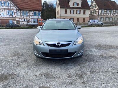 gebraucht Opel Astra 1.4 Benzin Turbo/TÜV Neu/2 Hand/Euro 5/Fahrbereit