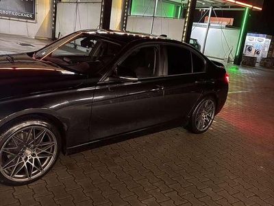 Gebraucht BMW 318 Gran Turismo 150 PS (110 kW) 2017 Limousine