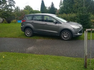 Gebraucht Ford Kuga 163 PS (119 kW) 2014 Grau SUV