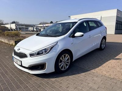 Gebraucht Kia Ceed DREAM-TEAM Edition 136 PS (100 kW) 2017 Weiß Kleinwagen