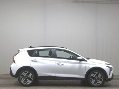 Usata Hyundai Bayon Intro Edition 101 CV (74 kW) 2021 Bianco SUV