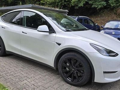 Gebraucht Tesla Model Y Long Range AWD 378 kW (514 PS) 2022 Weiß SUV