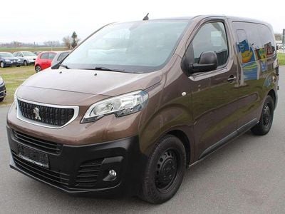 Peugeot Traveller