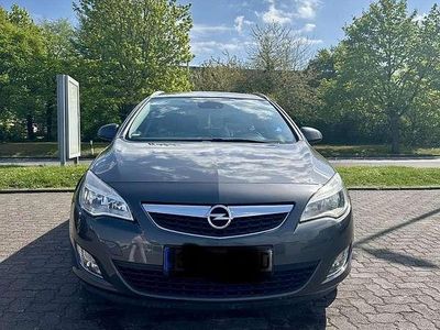 Usata Opel Astra Selection 131 CV (96 kW) 2012 Grigio Berlina