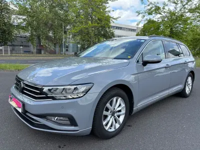 Gebraucht VW Passat Business 150 PS (110 kW) 2022 Grau Kombi