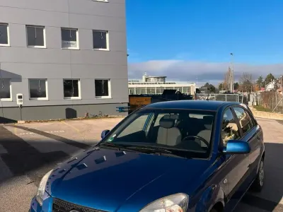 Gebraucht Kia Rio Motion 96 PS (70 kW) 2006 Blau Limousine