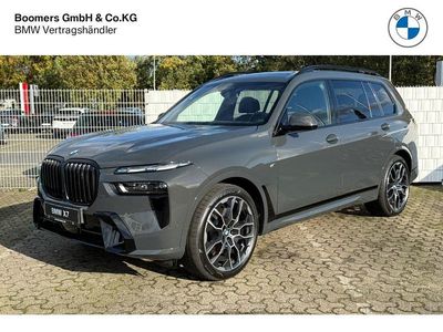 Nuova BMW X7 M Sport 352 CV (258 kW) 2025 Grigio SUV