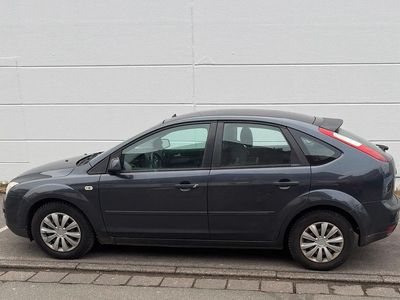 Blau Gebraucht 2007 Ford Focus Limousine | 1.250 € (Fairer Preis)