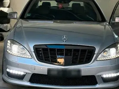 Używany Mercedes S500 435 KM (319 kW) 2011 Srebrny Sedan/Limuzyna