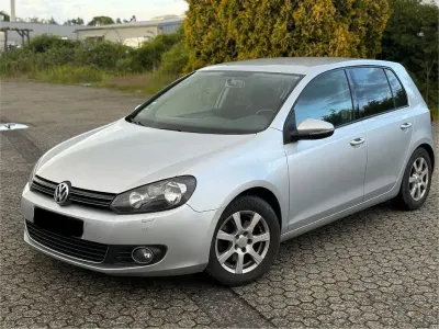 Usata VW Golf VI Highline 122 CV (89 kW) 2009 Argento Utilitaria