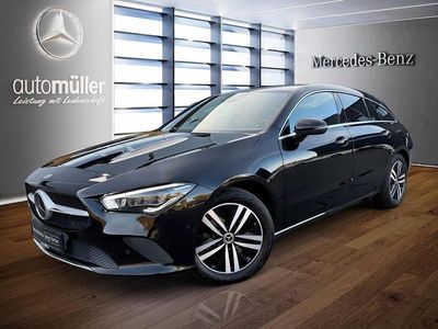 Schwarz Gebraucht 2022 Mercedes CLA200 Shooting Brake Kombi | 27.980 € (Guter Preis)