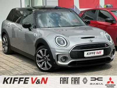 Gebraucht Mini Cooper S Clubman 178 PS (130 kW) 2023 Melting silver iii Kombi
