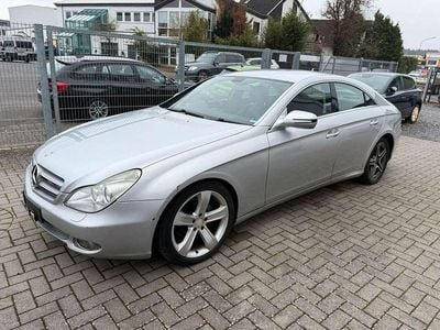 Gebraucht Mercedes CLS320 224 PS (164 kW) 2009 Silber Coupé