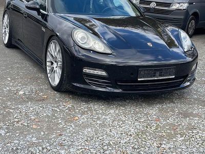Porsche Panamera S