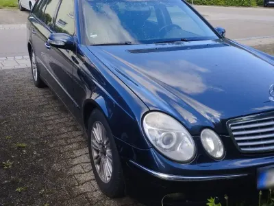 Gebraucht Mercedes E280 190 PS (139 kW) 2005 Schwarz Limousine