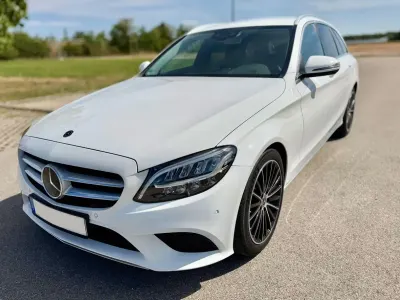 Gebraucht Mercedes C180 Avantgarde 156 PS (114 kW) 2019 Weiß Kombi