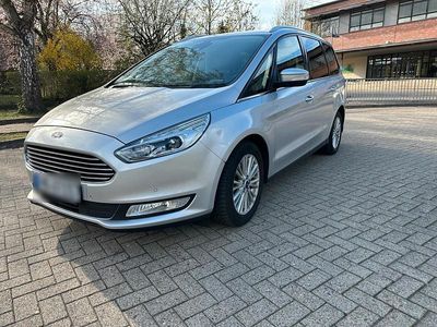 Gebraucht Ford Galaxy 150 PS (110 kW) 2017 Silber Van / Kleinbus
