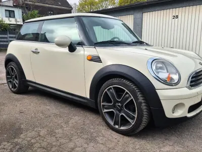 Gebraucht Mini Cooper 75 PS (55 kW) 2010 Beige Kleinwagen
