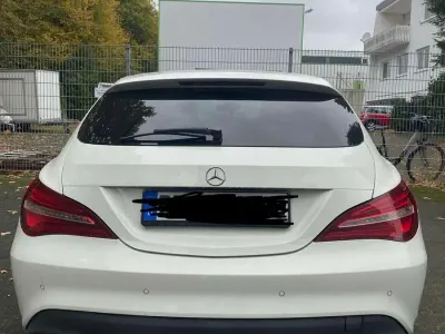 Gebraucht Mercedes CLA200 Shooting Brake 136 PS (100 kW) 2017 Weiß Kombi
