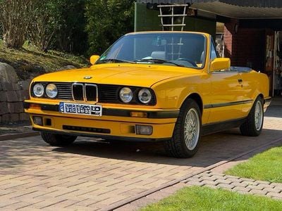 Gebraucht BMW 318 Cabriolet Sport Line 113 PS (83 kW) 1992 Gelb Cabrio