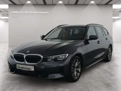 Usata BMW 320 Sport Line 184 CV (135 kW) 2022 Grigio Station wagon