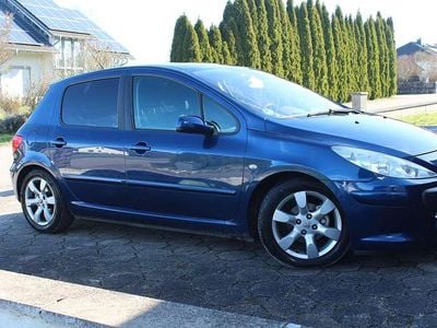 Gebraucht Peugeot 307 Tendance 109 PS (80 kW) 2006 Blau Limousine