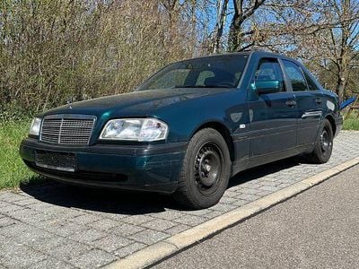 Usata Mercedes C200 136 CV (100 kW) 1997 Verde Berlina
