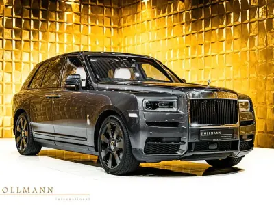 Usata Rolls Royce Cullinan 571 CV (419 kW) 2021 Argento SUV