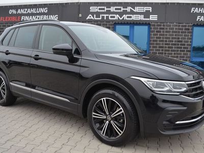 Schwarz Gebraucht 2023 VW Tiguan Life SUV | 33.290 € (Fairer Preis)