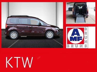 Gebraucht Mercedes T180 Progressive 131 PS (96 kW) 2024 Rot Van / Kleinbus