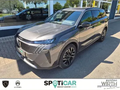 Gebraucht Peugeot 5008 Allure 136 PS (100 kW) 2025 Grau SUV