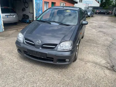 Gebraucht Nissan Almera Tino Acenta+ 116 PS (85 kW) 2006 Vesuvgrau metallic Van / Kleinbus