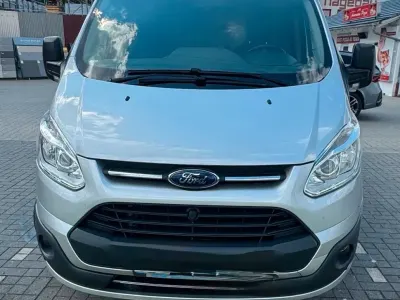 Gebraucht Ford Transit Custom 170 PS (125 kW) 2017 Silber Van / Kleinbus