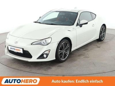 Pearl white Gebraucht 2015 Toyota GT86 GT Coupé | 24.260 € (Fairer Preis)