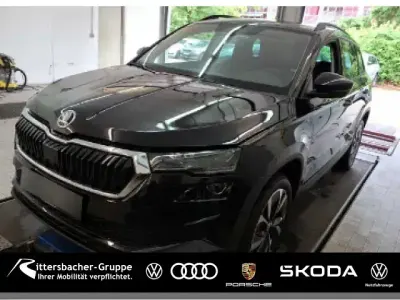 Gebraucht Skoda Karoq Style 150 PS (110 kW) 2023 Schwarzmagic perleffekt SUV