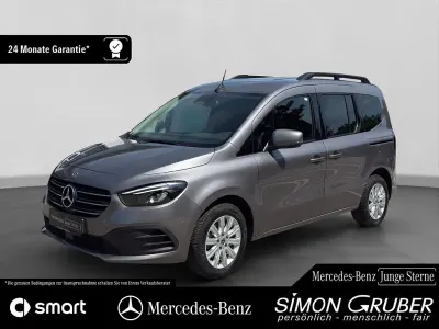 Gebraucht Mercedes T180 Style 116 PS (85 kW) 2023 Grau Van / Kleinbus