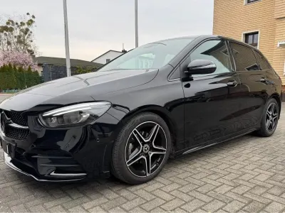 Gebraucht Mercedes B180 AMG line 136 PS (100 kW) 2022 Schwarz Van / Kleinbus