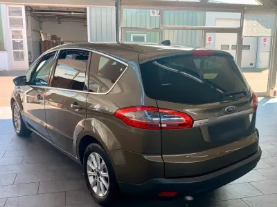 Gebraucht Ford S-MAX S 170 PS (125 kW) 2011 Braun Van / Kleinbus