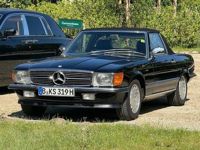 Usata Mercedes SL300 179 CV (131 kW) 1987 Nero Cabrio