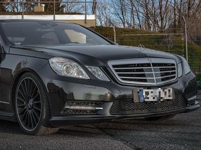Gebraucht Mercedes E500 AMG 408 PS (300 kW) 2012 Schwarz Limousine