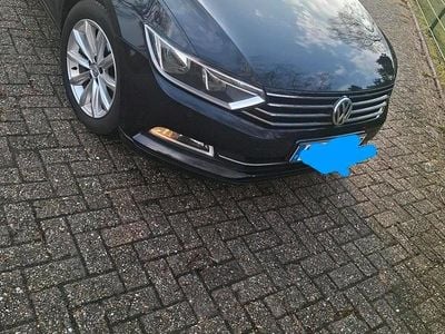 Gebraucht VW Passat 150 PS (110 kW) 2015 Schwarz Kombi