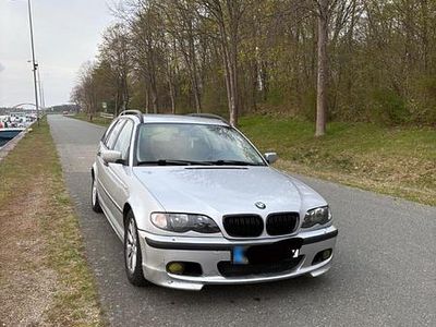Second-hand BMW 320 150 CP (110 kW) 2002 Argintiu Break