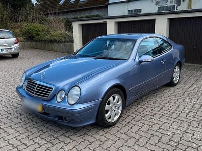 Gebraucht Mercedes CLK200 136 PS (100 kW) 2000 Blau Coupé